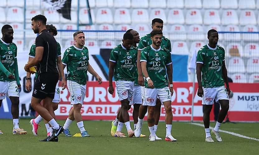 Konyaspor son sıraya demirledi!
