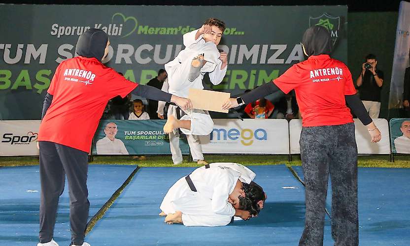 MEGA Yaz Spor Okulları'ndan görkemli final