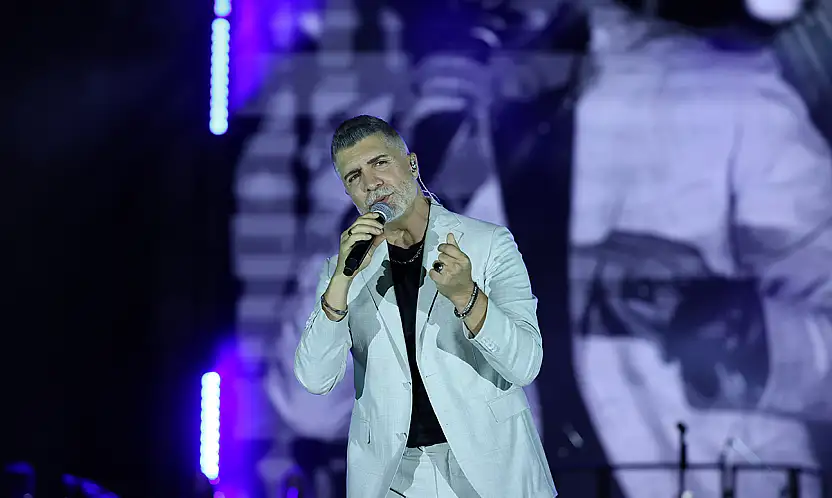 Özcan Deniz Konya'yı salladı!