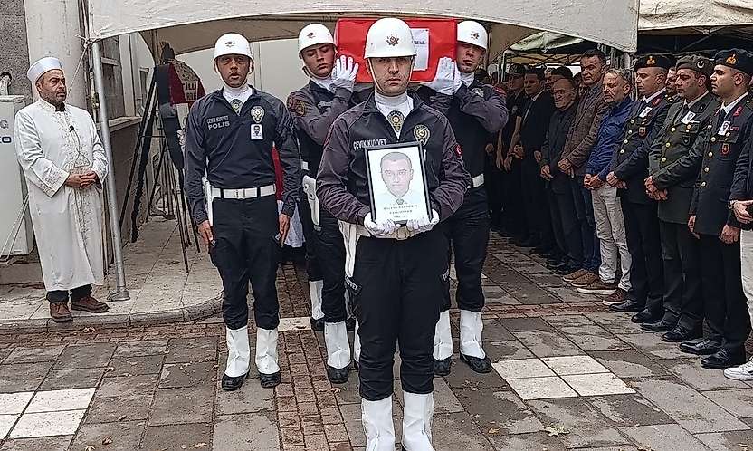 Şanlıurfa'da hayatını kaybeden başkomiser Konya'da son yolculuğuna uğurlandı