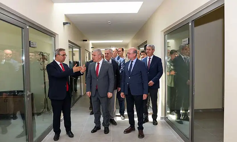 Vali Akın, Selçuklu'nun prestijli yatırımlarını inceledi