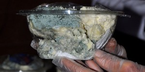 kuflu-peynir-adeta-kullerinden-dogdu-3