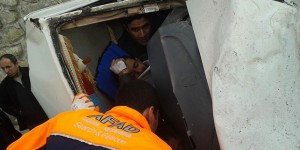 vanda-iki-ayri-trafik-kazasi-13-yarali-2