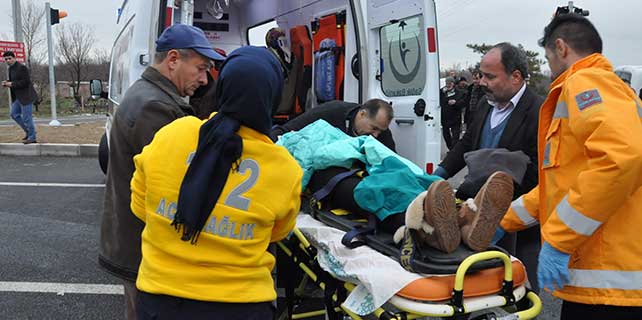 konyada-zincirleme-trafik-kazasi-7-yarali-3