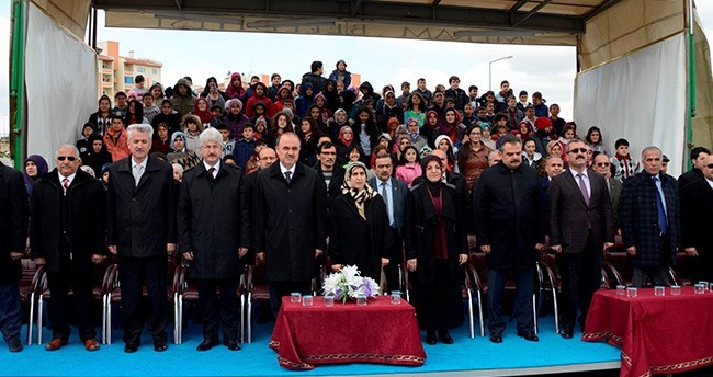meramda-kutuphane-acilisi-ve-sivlilik-coskusu-2