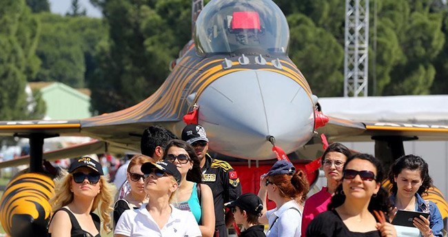 turk-hava-kuvvetlerinden-govde-gosterisi-foto-galeri-2