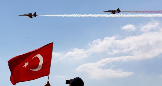 turk-hava-kuvvetlerinden-govde-gosterisi-foto-galeri-4