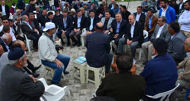 baskan-arat-ve-milletvekili-adaylari-senliklere-katildi-4
