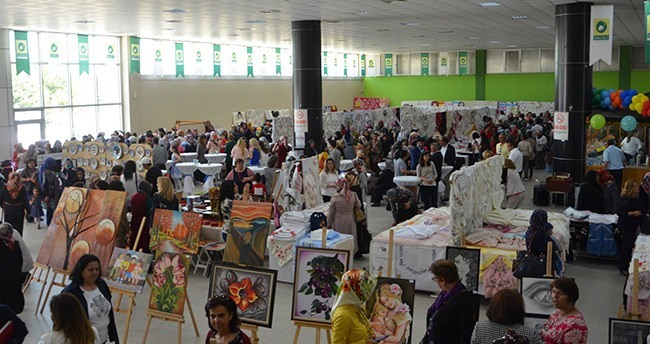 eregli-belediyesi-halk-egitim-sergisine-kapilarini-acti-2