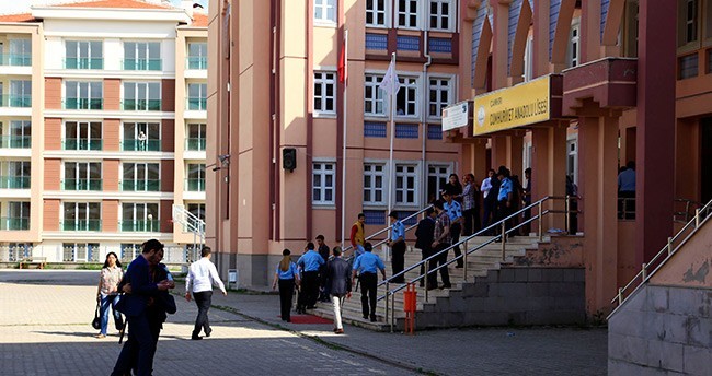 cankirida-ak-partili-sandik-musahidi-bicaklandi-2