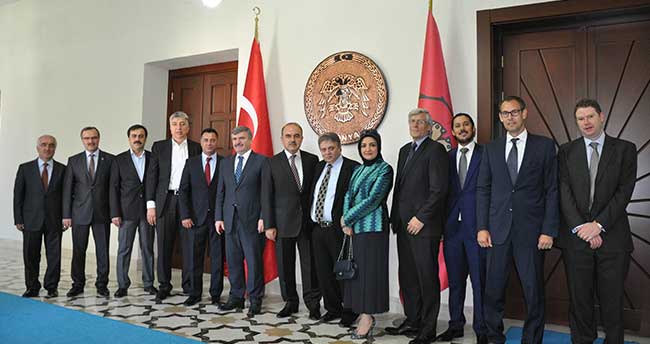 ingiliz-heyetinden-vali-erola-ziyaret-1
