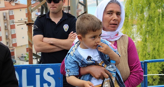 karamanda-sehit-madenci-ailelerinin-tepkisi-dinmiyor-2