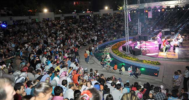 buyuksehirden-ramazanda-rahmet-aksamlari-etkinligi-1