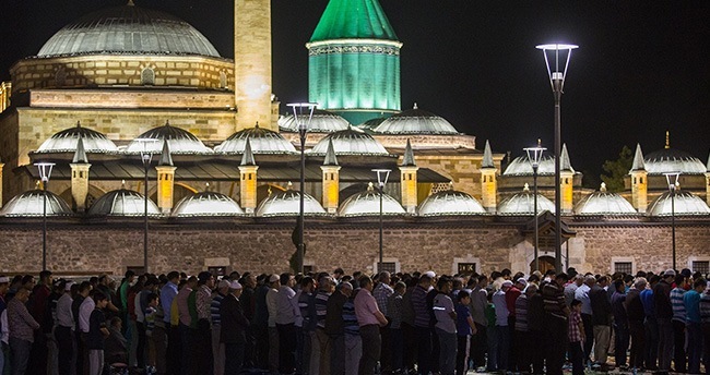 konyada-ilk-teravih-namazi-kilindi-15