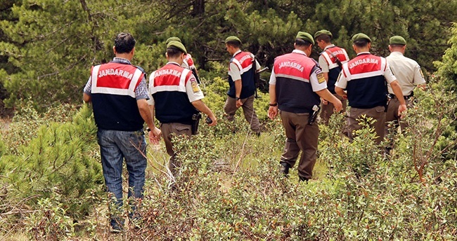 konyada-kenevir-tarlasina-baskin-24-milyon-liralik-4