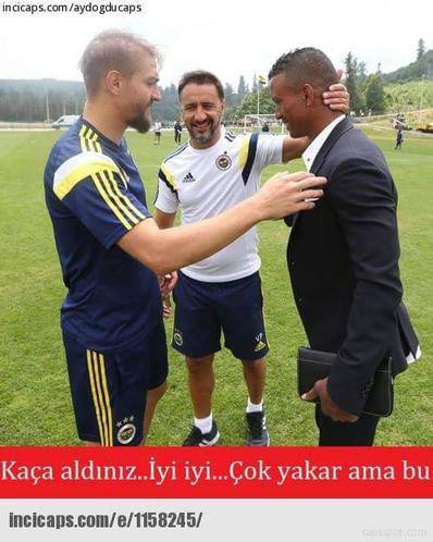 van-persie-geldi-yer-yerinden-oynadi-3