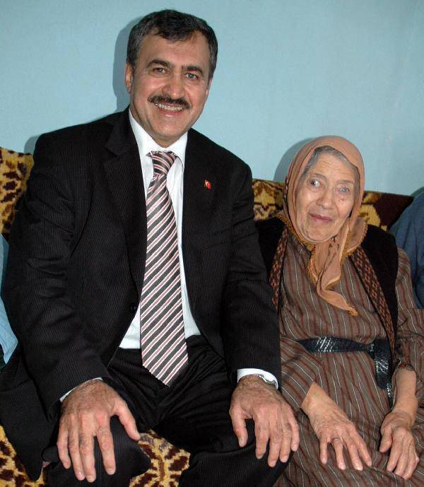 bakan-veysel-eroglunun-aci-gunu-2