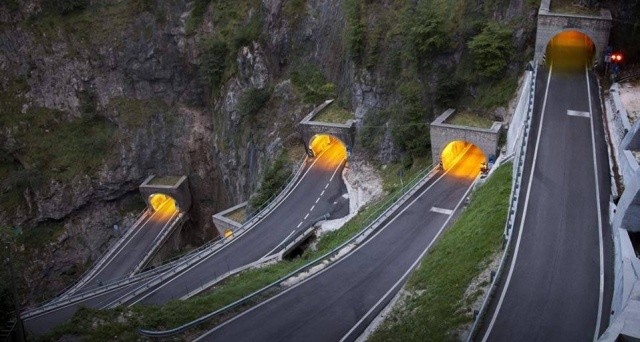 dunyada-hayran-birakan-yollar (2)