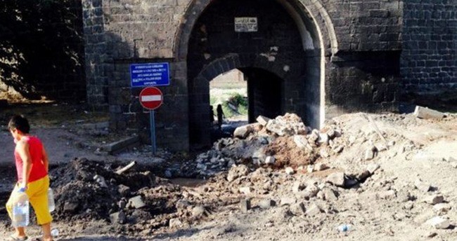 halk-magdur-pkk-su-borusunu-patlatti-2