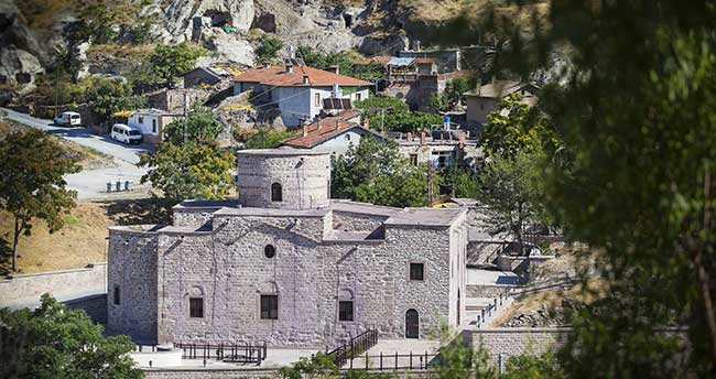 bu-muzeye-giren-zamanda-yolculuk-yapiyor-13