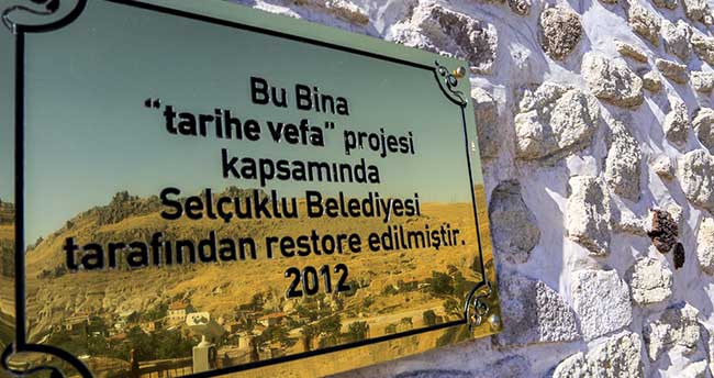 bu-muzeye-giren-zamanda-yolculuk-yapiyor-2