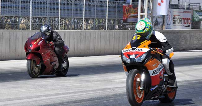 konyada-motodrag-yarislari-nefes-kesti-1