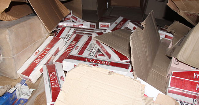 konyada-600-bin-paket-kacak-sigara-ele-gecirildi-2