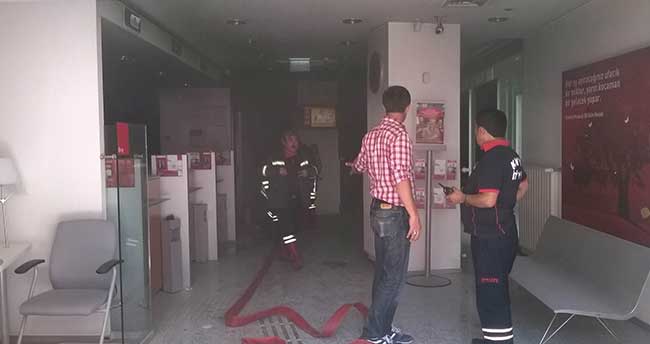bankada-cikan-yanginda-3-kisi-dumandan-zehirlendi-1