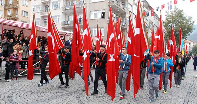 aksehirde-cumhuriyet-bayrami-coskusu-2