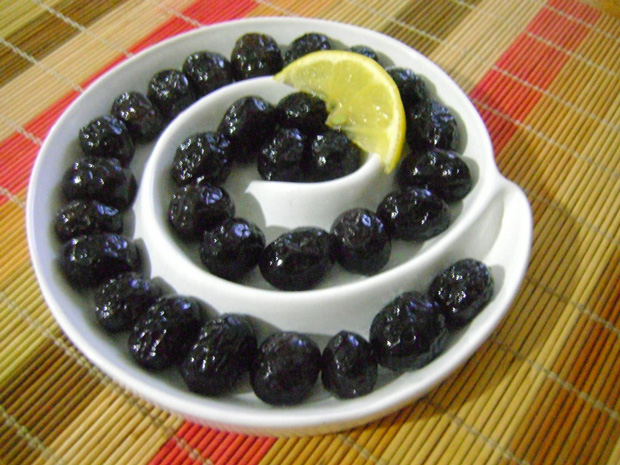 zeytin-cekirdegini-yutun-7
