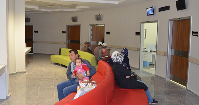 ilgin-devlet-hastanesi-yeni-binasinda-hizmete-basladi-3