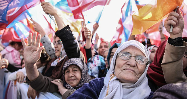 basbakan-davutoglu-konyada-30-ekim-1