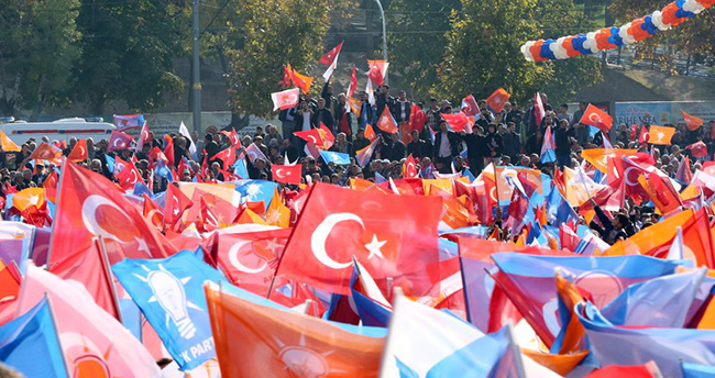 basbakan-davutoglu-konyada-30-ekim-13