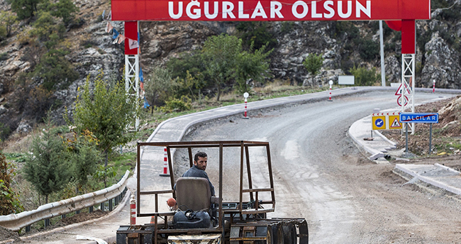 konyada-bir-isci-tank-gorunumlu-paletli-arac-yapti-6