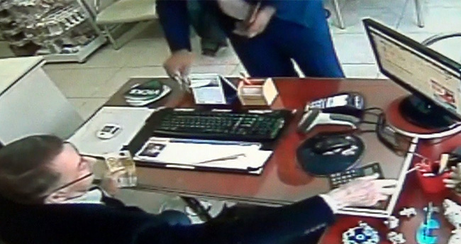 konyada-sahte-euro-ile-cinsel-gucu-artirici-ilac-aldi-3