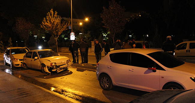 konya-zincirleme-trafik-kazasi-3-yarali