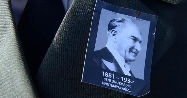 vatandaslar-anitkabire-akin-etti-foto-galeri-18