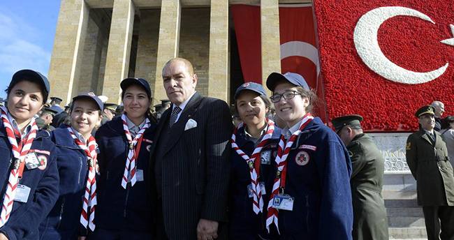 vatandaslar-anitkabire-akin-etti-foto-galeri-40