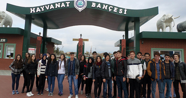 seyyit-mahmut-hayrani-anadolu-lisesi-eskisehiri-gezdi
