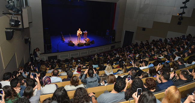dumanin-solisti-kaan-tangozeden-muhtesem-konser-2