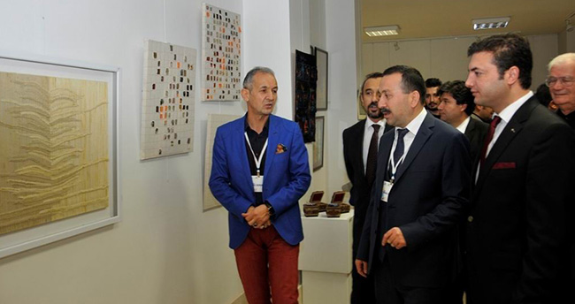 su-guzel-sanatlar-sempozyumuna-ev-sahipligi-yapti-2