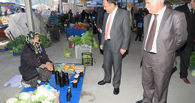 baskan-ozaltun-pazar-yerini-ziyaret-etti