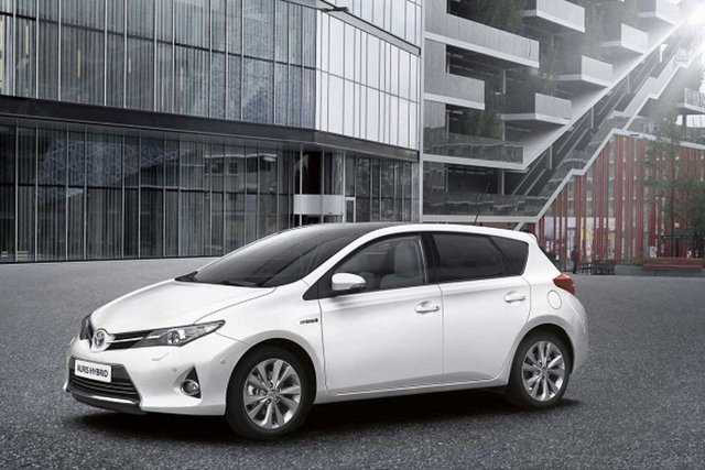 iste-en-az-yakan-otomobiller-17