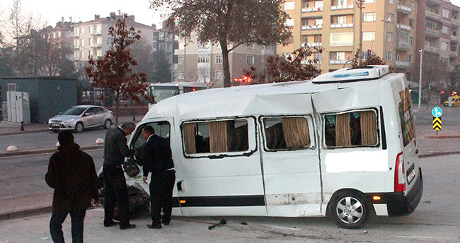 konyada-trafik-kazasi-13-yarali-3