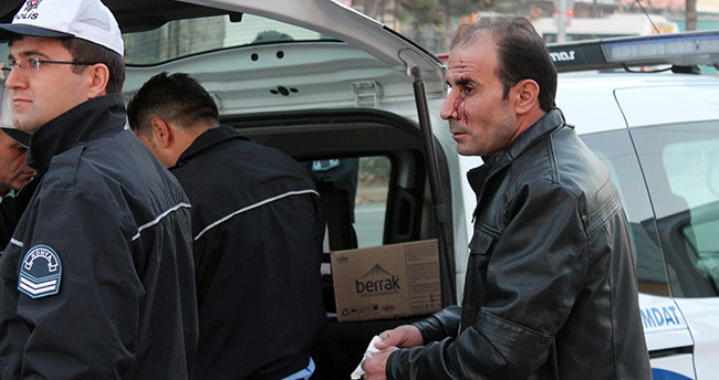 konyada-trafik-kazasi-13-yarali-2