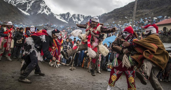 anadolu-ajansi-objektiflerinden-2015in-en-iyi-fotograflari-23