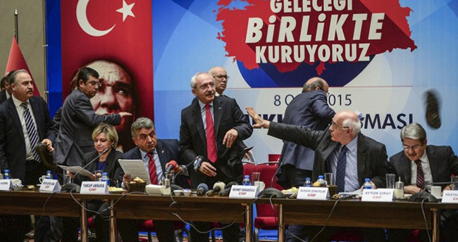 anadolu-ajansi-objektiflerinden-2015in-en-iyi-fotograflari-26