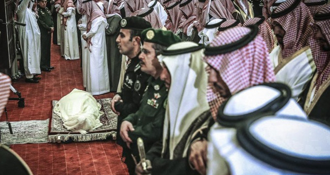 anadolu-ajansi-objektiflerinden-2015in-en-iyi-fotograflari-49