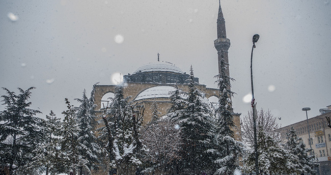 konya-yilin-ilk-kariyla-beyaza-burundu-foto-galeri-15