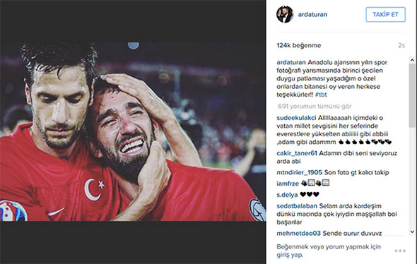 arda-turan-o-fotograf-icin-oy-verenlere-tesekkur-etti-1